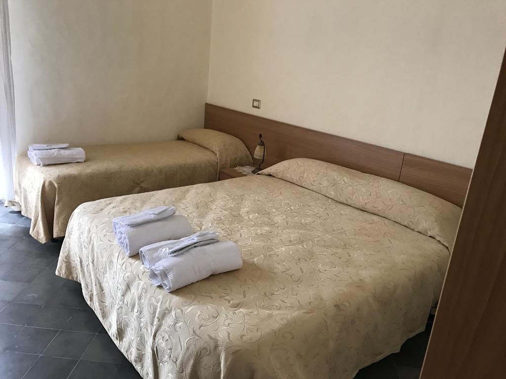 Il Campanile Hotel Vizzini Eksteriør billede